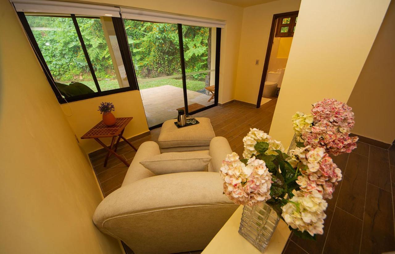 Las Mercedes Lodge Cali Eksteriør bilde