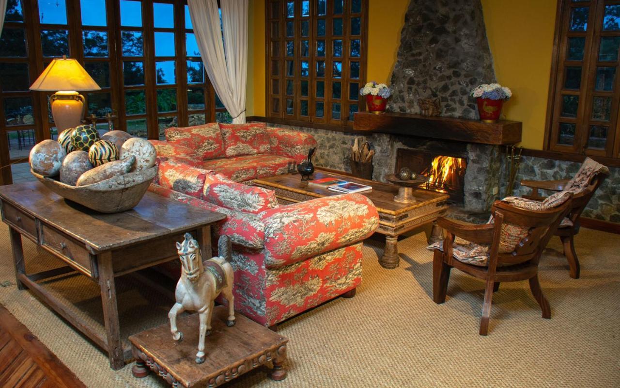 Las Mercedes Lodge Cali Eksteriør bilde